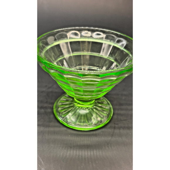 Vintage 30s Vaseline Uranium Green Depression Glass Footed Dessert Sherbet - Picture 2 of 15